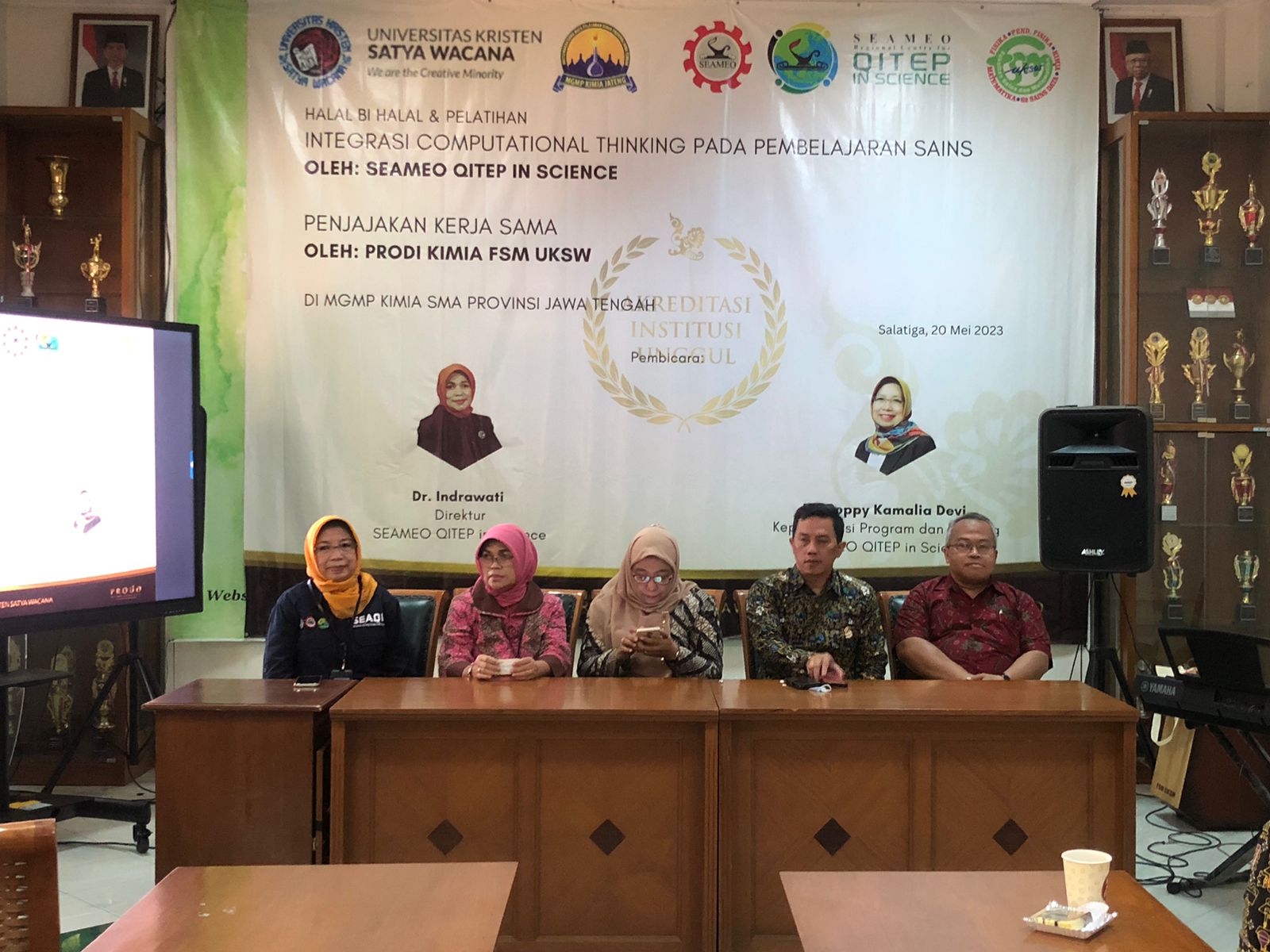 CT Integration Training for Core Chemistry Teachers in Central Java