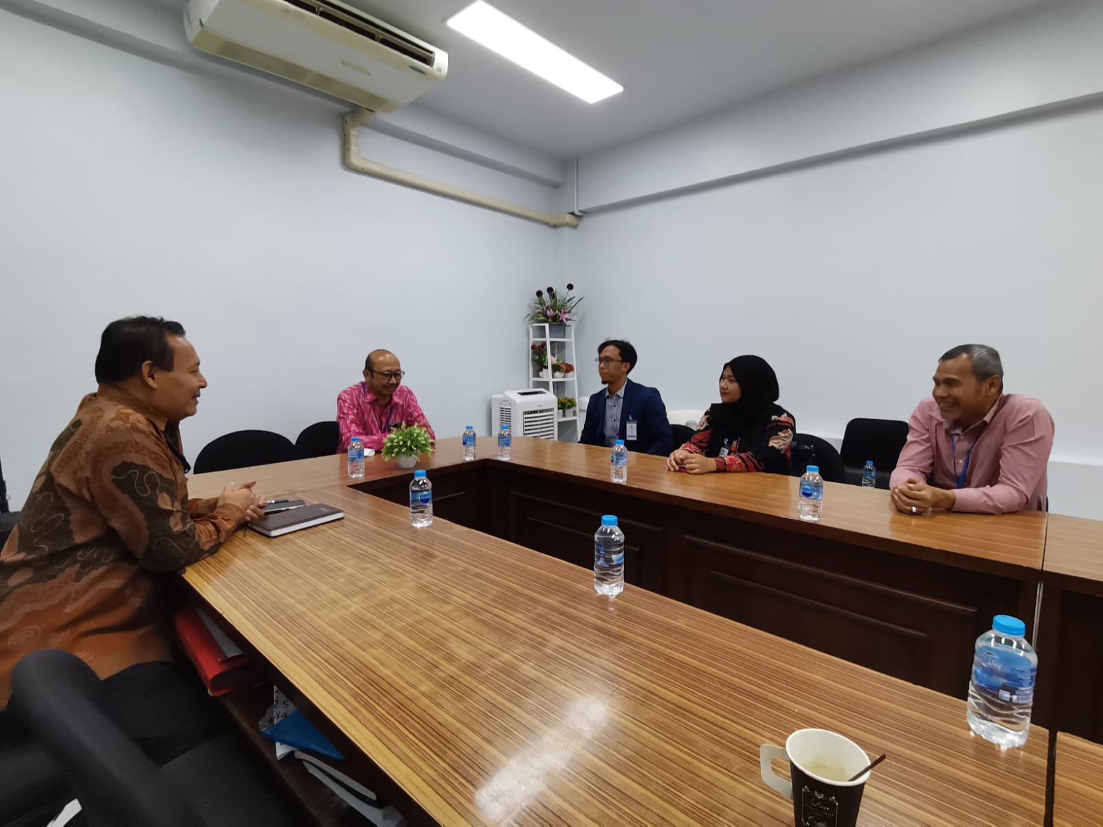 cbaa26d7-543e-4afa-a2f4-9a6ab785f19a