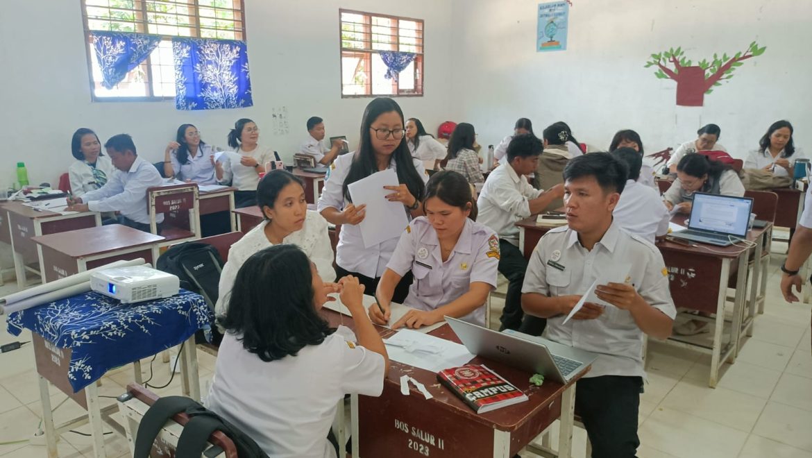 Preparing Toba Teachers for the Digital Era through STEM, Coding, and AI