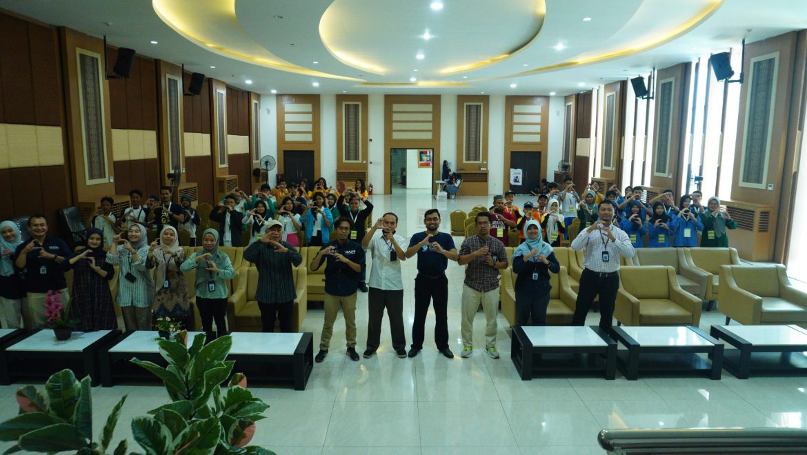 Joyful Science, Joyful Learning, Joyful Competition with SEAQIS