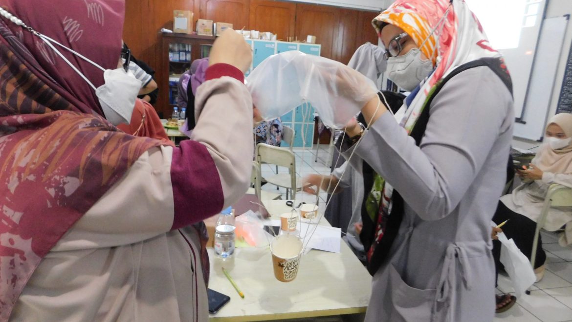 In-House Training on The Implementation of STEM Learning at Darul Hikam Integrated Primary School