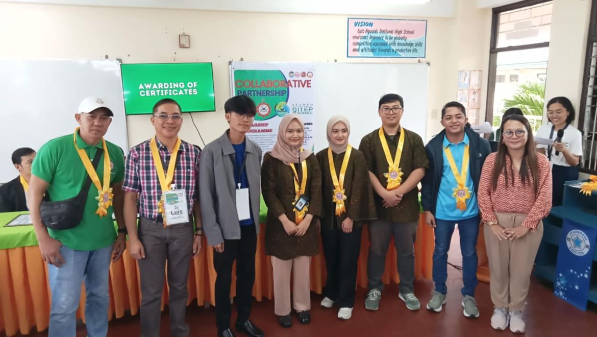 SEAQIS Holds Training on the Integration of Technology in Science Learning in  Philippines