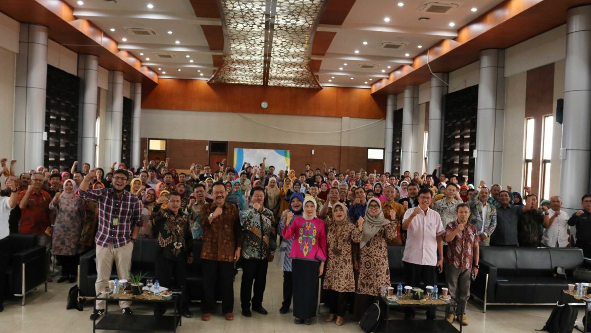 Developing Entrepreneurship in Vocational School Students through SEAMEO School