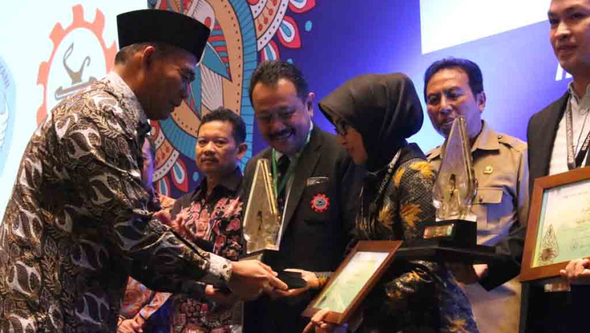 The International Conference on Science Education and Teacher Professional Development, and the 2nd Ki Hajar Dewantara Award
