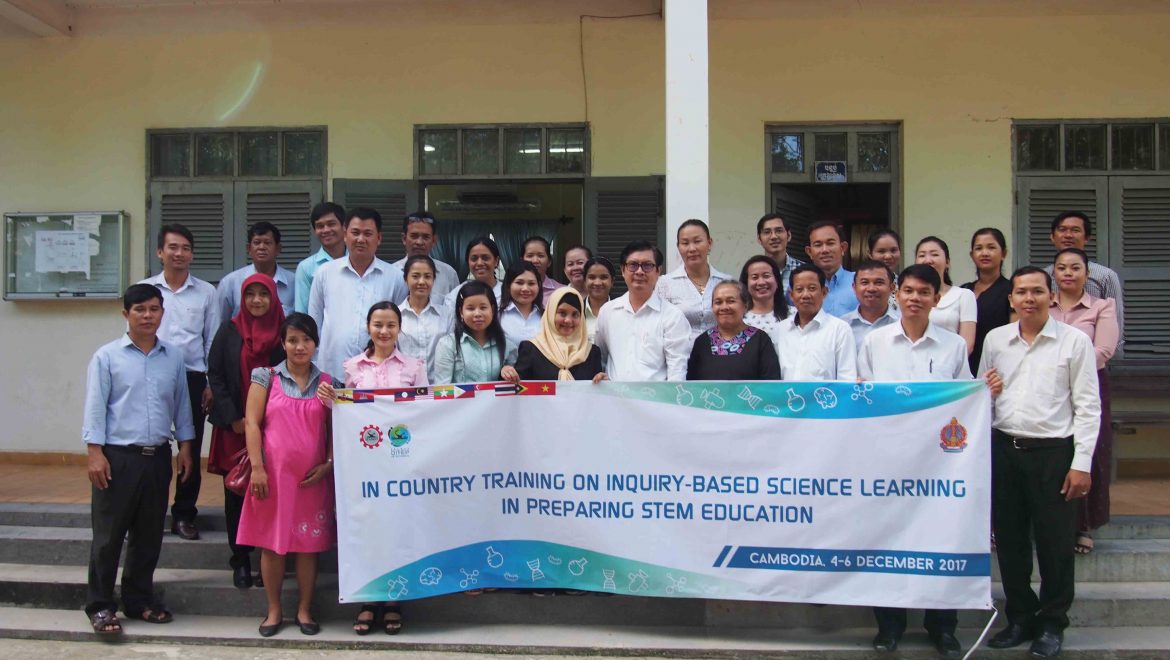 Cambodian Science Teachers Learning Inquiry Based Science Education