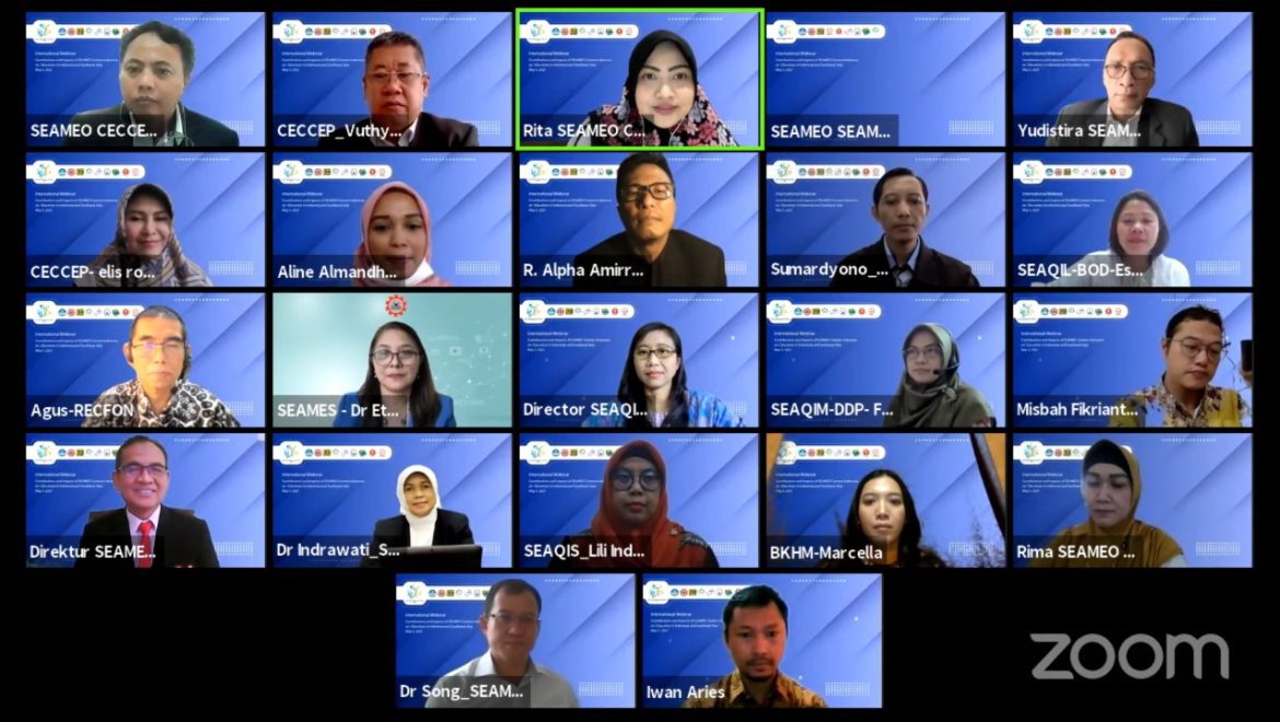 Director presented SEAQIS Contributions on Improving Science Learning Quality in Indonesia and Southeast Asia during the National Education Day Webinar