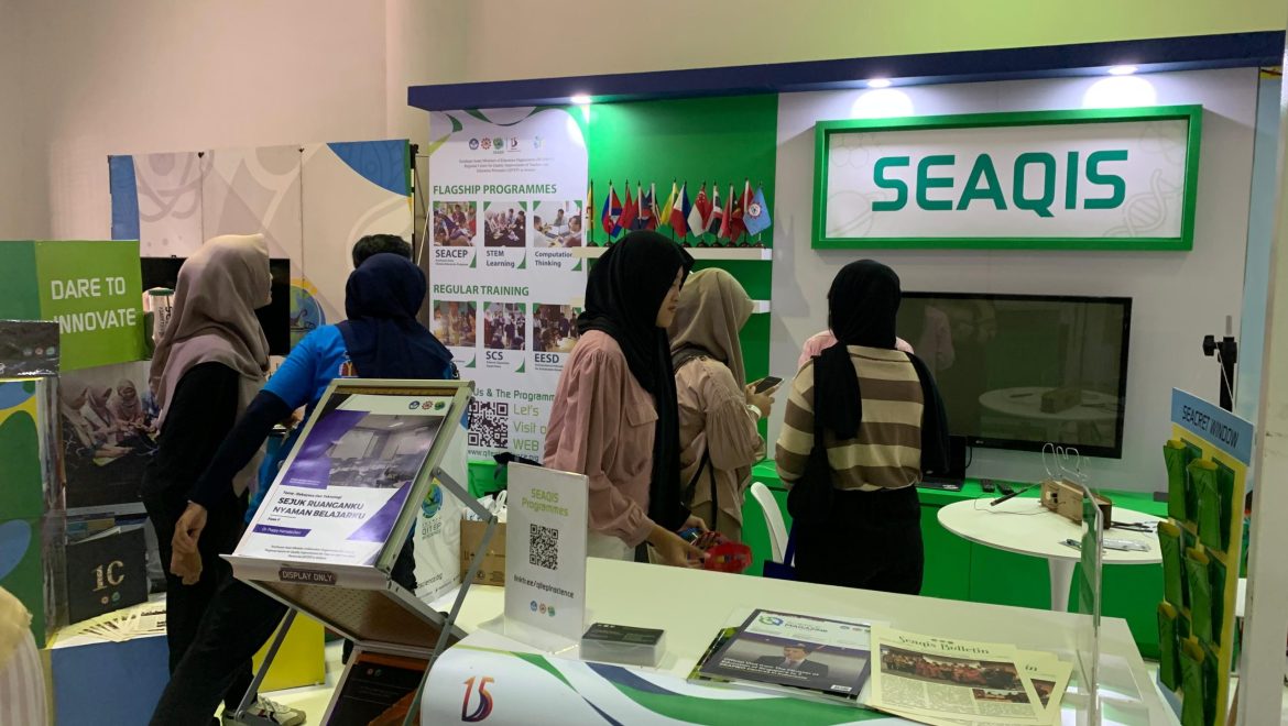 Enlivening the Spirit of Education: SEAQIS at Festival Hari Pendidikan Nasional Jawa Barat 2024